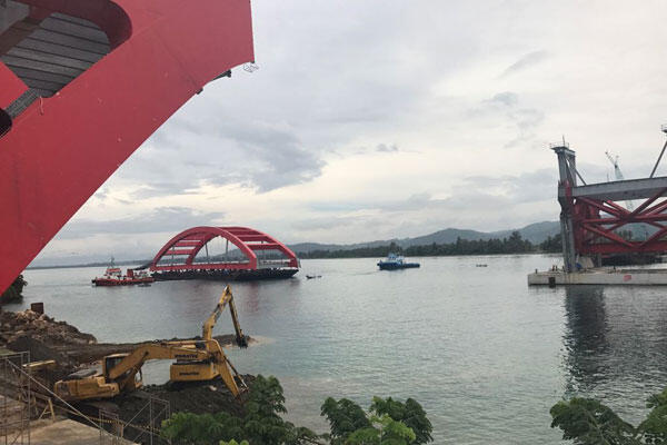 Bentang Utama Pertama Jembatan Holtekamp Tiba Lebih Cepat di Jayapura