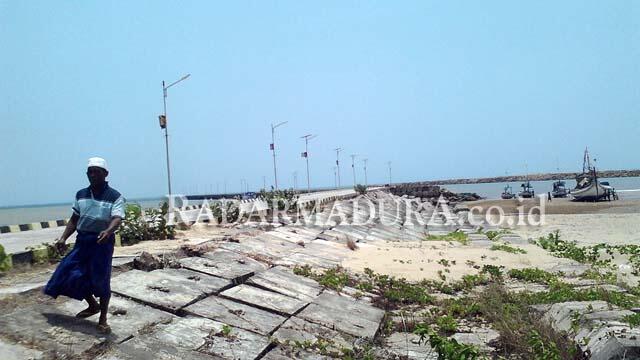 Perjalanan Menjelajahi Pulau Madura di Timur Laut Pulau Jawa