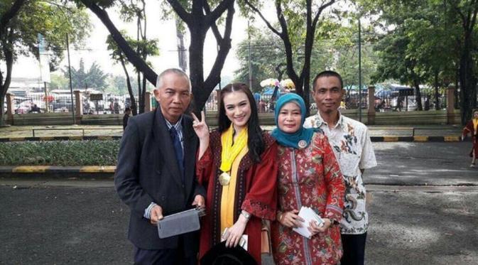 Fakta Menarik dan Makna Dibalik Atribut Wisuda