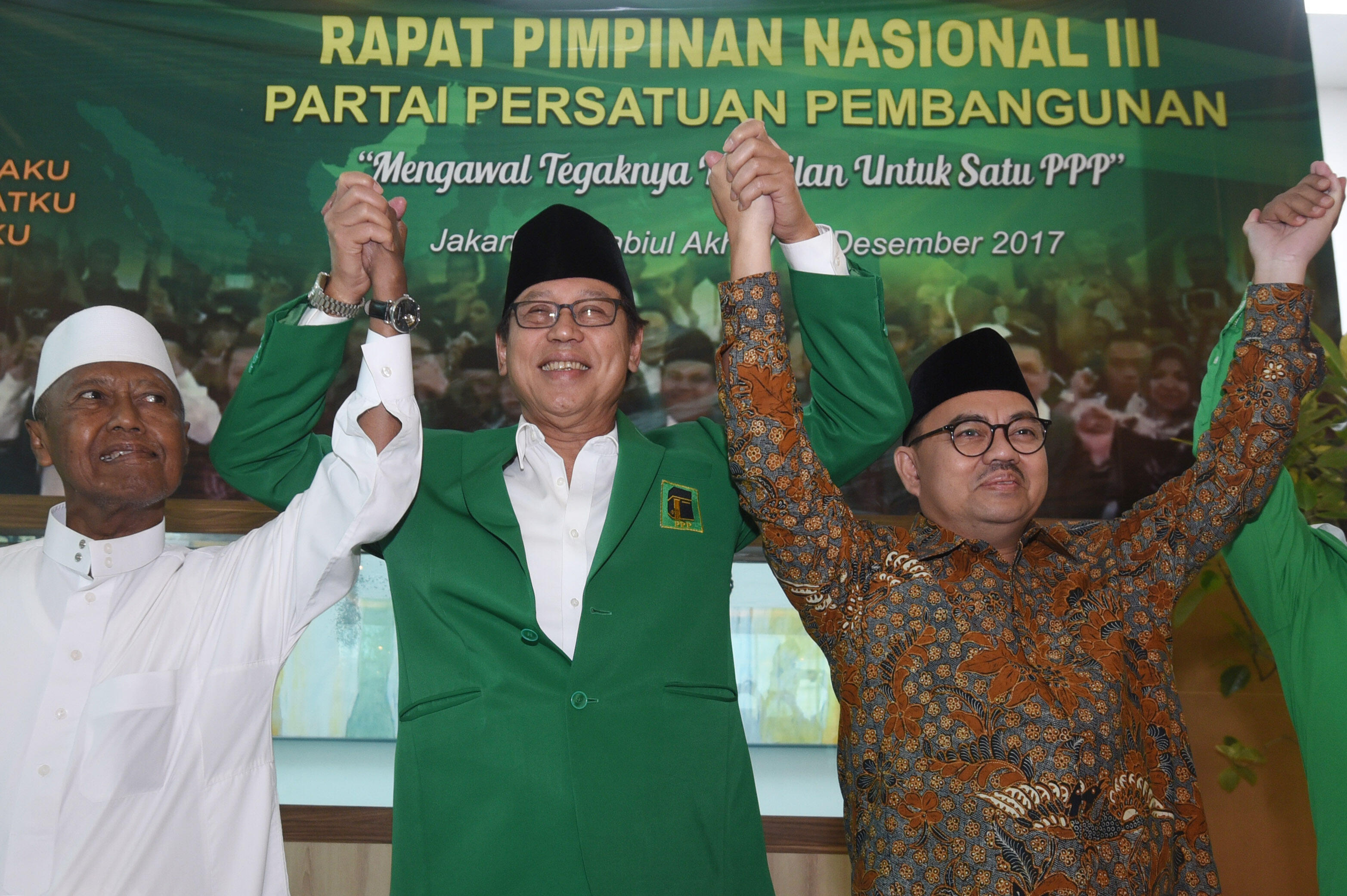 Djan Faridz Didesak Cabut Dukungan kepada Jokowi