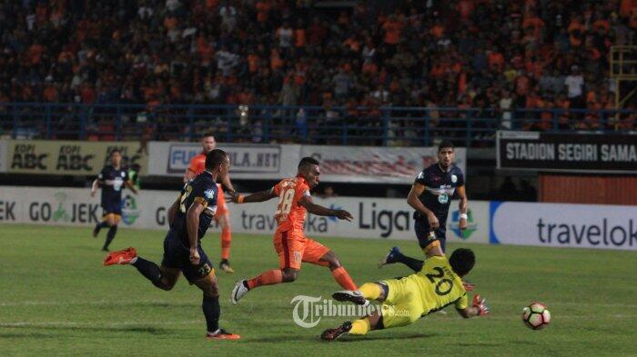 Borneo FC Pinjamkan Terens Puhiri ke Klub Thailand