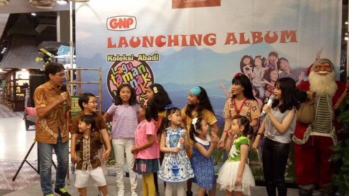 Orangtua Malas Mengenalkan Lagu Anak pada Buah Hatinya