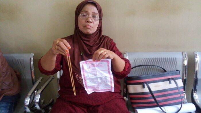 Tergiur Tawaran Perhiasan Orang Tak Dikenal, Uang Ibu Ini Malah Melayang Rp 6 Juta