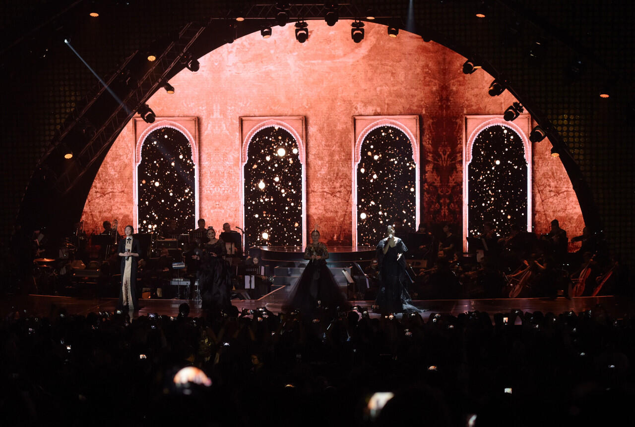 Empat Diva (Krisdayanti, Rossa, Isyana dan Raisa) at Ayat Ayat Cinta in Concert