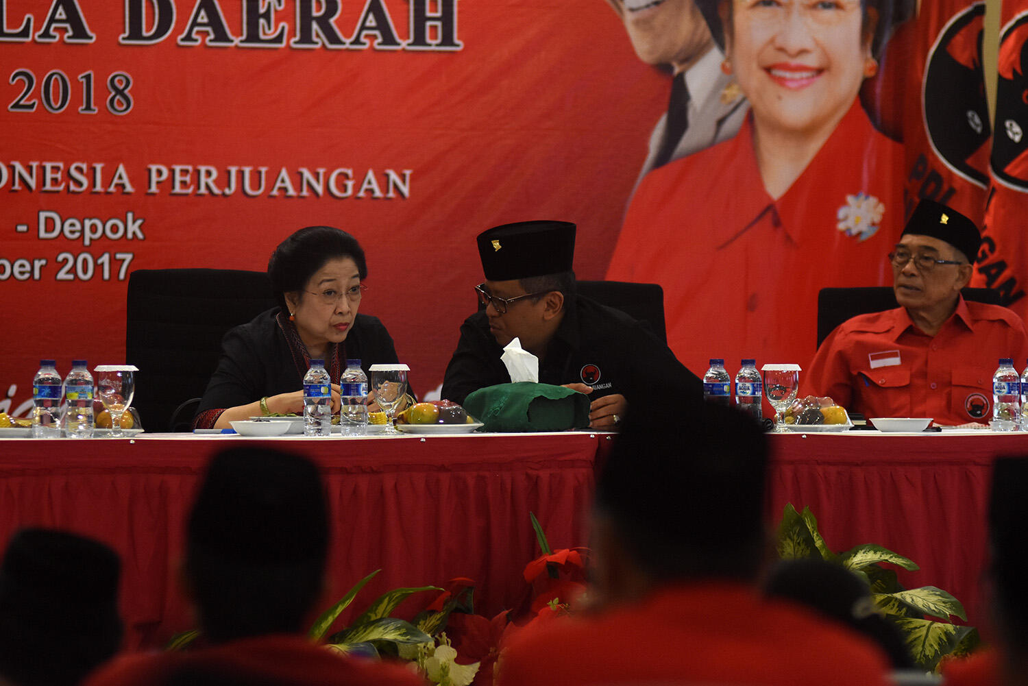 Jelang Pilkada Jawa Barat, Ini yang Dilakukan Golkar dan PDI Perjuangan