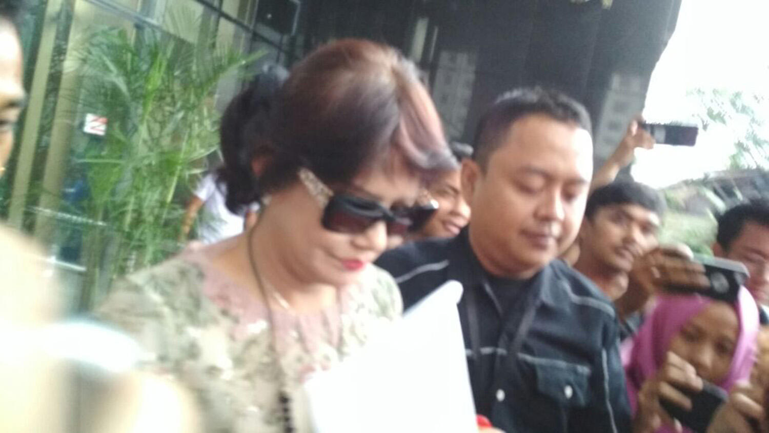 Mantan Istri Setya Novanto Susul Dwina Michaella ke KPK