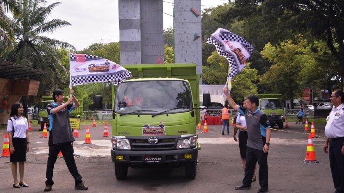 New Dutro 130 HDL dan New Dutro 130 HD LSD Juga Dikenalkan ke Pebisnis di Padang