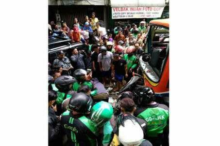 Kronologi Kecelakaan Metromini di Kebayoran yang Tewaskan Ojol