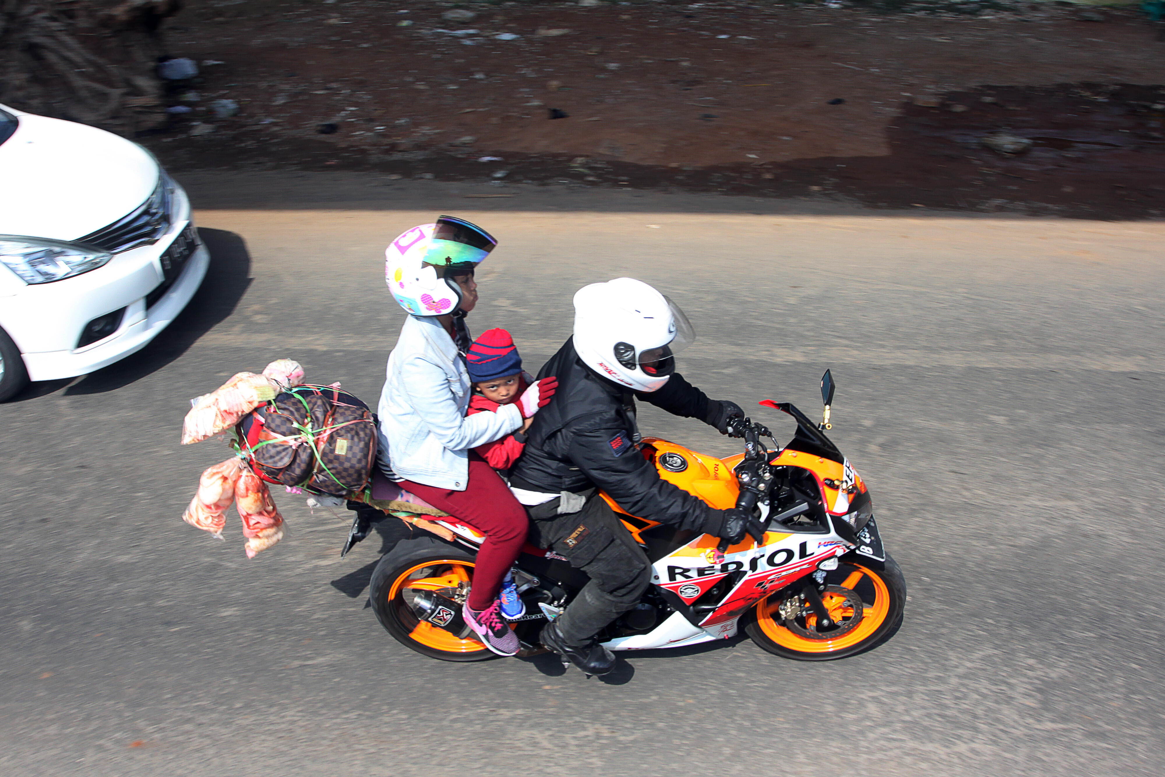 Mudik Naik Motor Perhatikan Barang Bawaan KASKUS