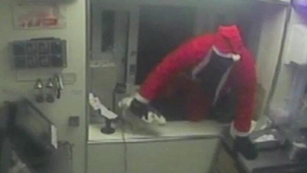 Bad Santa : Ketika penjahat menjadi Santa Klaus