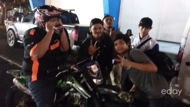 &#91;FR&#93; Nobar Final Trial Game Asphalt 2017 di Malang..cekidot gan!