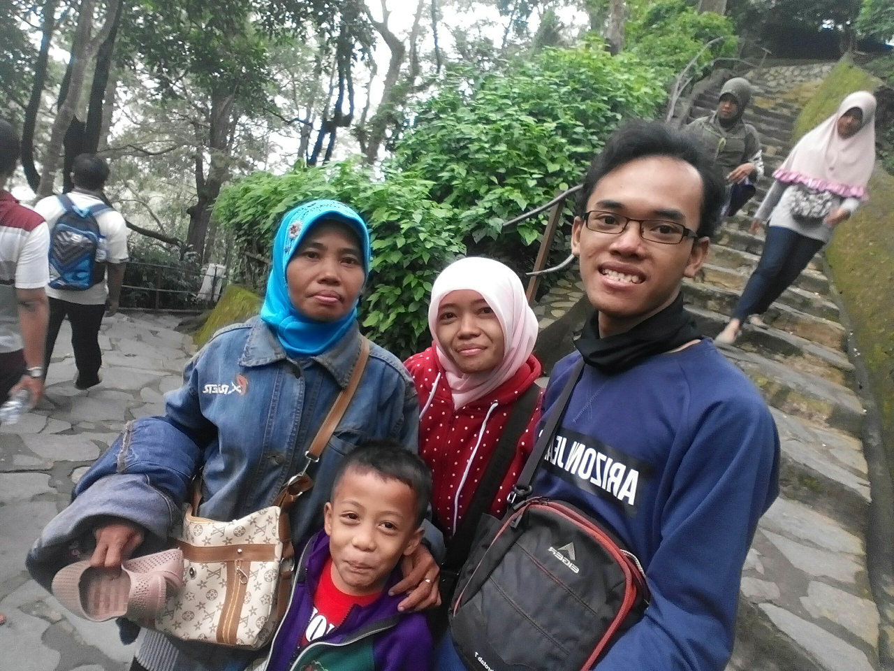 #KASKUStravelstory Grojogan Sewu, Sweet Memories With My Family