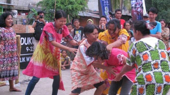 &#91;HBD2FORSIS&#93; Daster, Pakaian Tidur Wanita Tak Lekang Oleh Zaman Dan Kasta