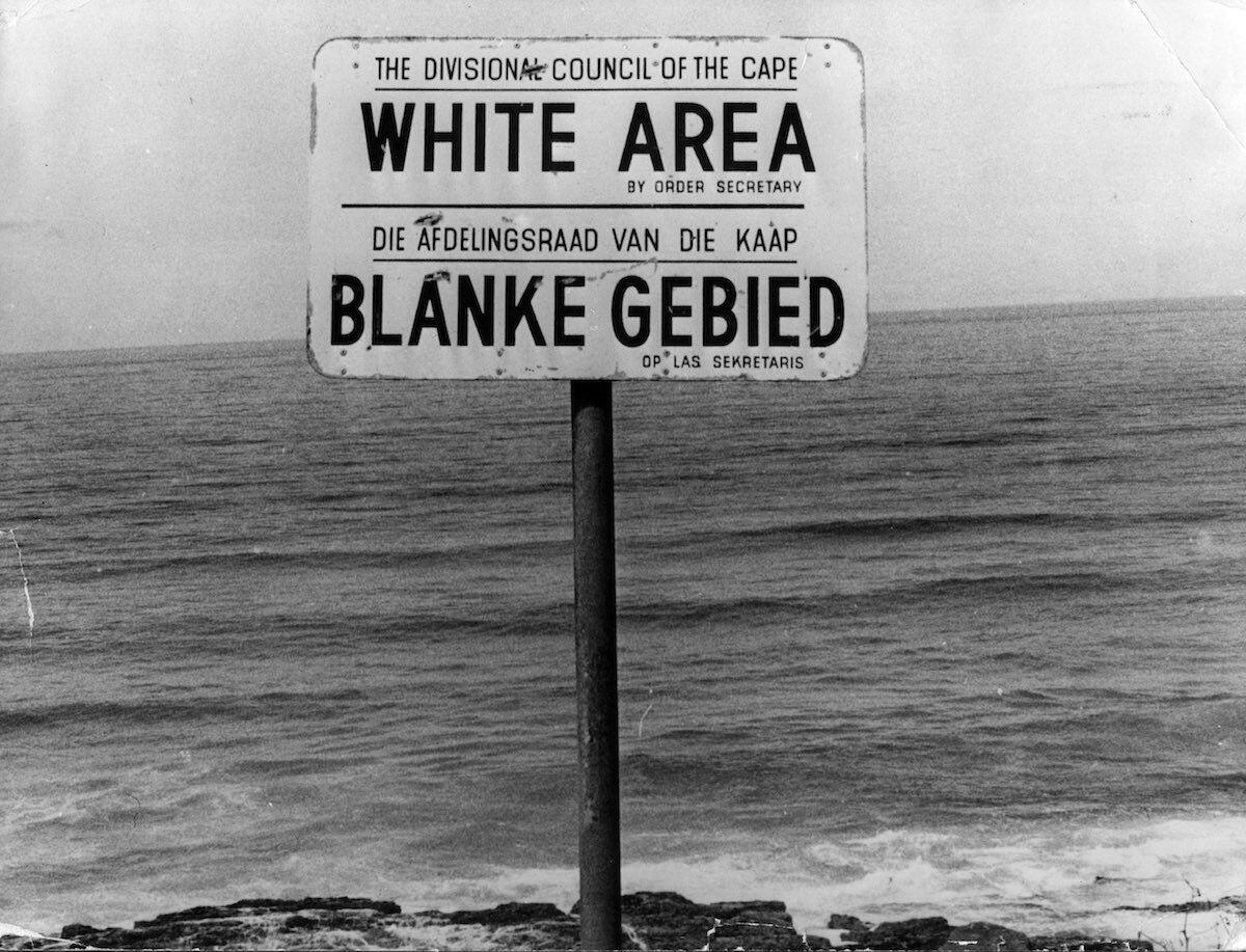 Begini Bunyi Papan-Papan Tanda Rasis Di Afrika Selatan Semasa Apartheid