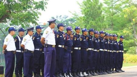 5 Profesi ini ternyata lebih sibuk di malam tahun baru!