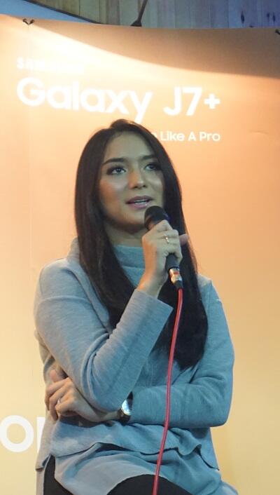 Seru Banget KasakKusuk di KASKUS Bareng Samsung Galaxy J7+.