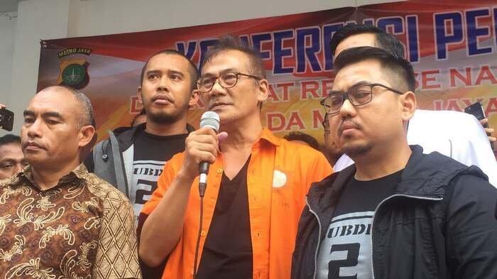 Istri dan Keluarga Sudah Jenguk Tio Pakusadewo