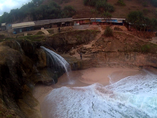#KaskusTravelStory Nge-Trip 3 Pantai Dalam Sehari, Mungkinkah?