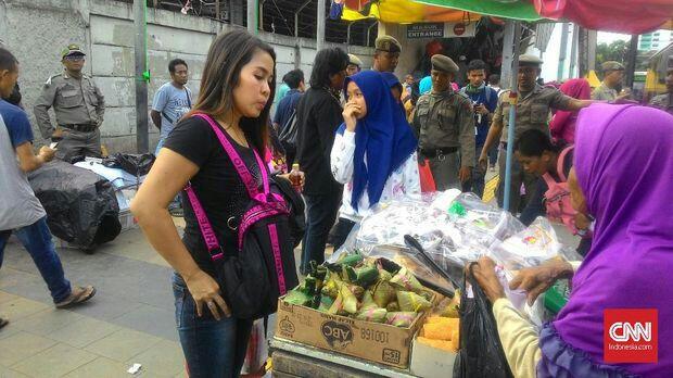 Tanah Abang ala Anies-Sandi dan Bom Waktu Penanganan PKL