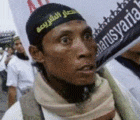 Perkawinan Nenek-Nenek Dan Lelaki Muda Lagi Trend Di Indonesia?