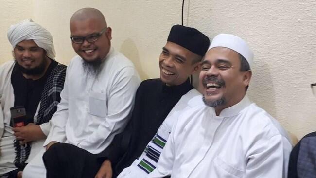 Ini yang Dibahas Ustaz Abdul Somad dengan Habib Rizieq di Mekkah