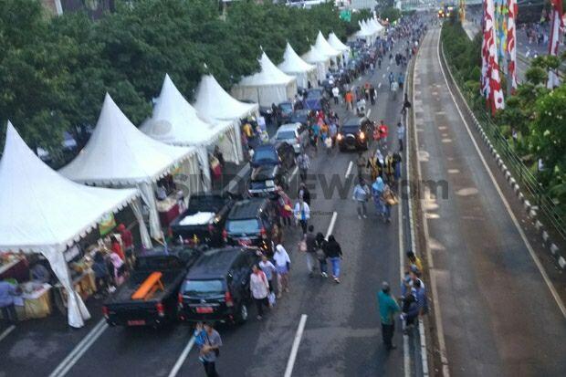 Terobos Car Free Night, Belasan Mobil Diderek Dishub