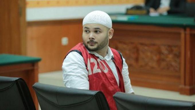 Tak Ada Pesta, 5 Selebriti Tanah Air Ini Nikmati Tahun Baru di Penjara