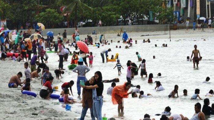 Sekitar 20 Ribu Pengunjung Sudah Padati Ancol Pagi Ini