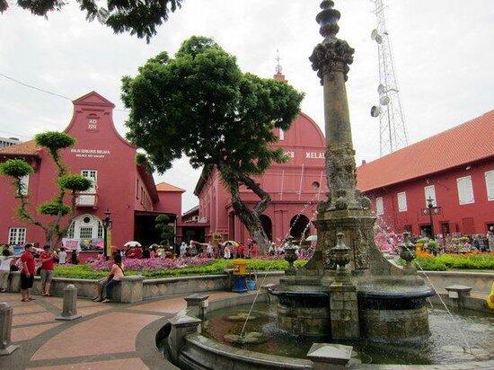 Menikmati Keindahan Kota Melaka di Malaysia