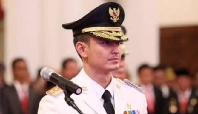 Gubernur Ganteng Zumi Zola Diperiksa KPK Besok