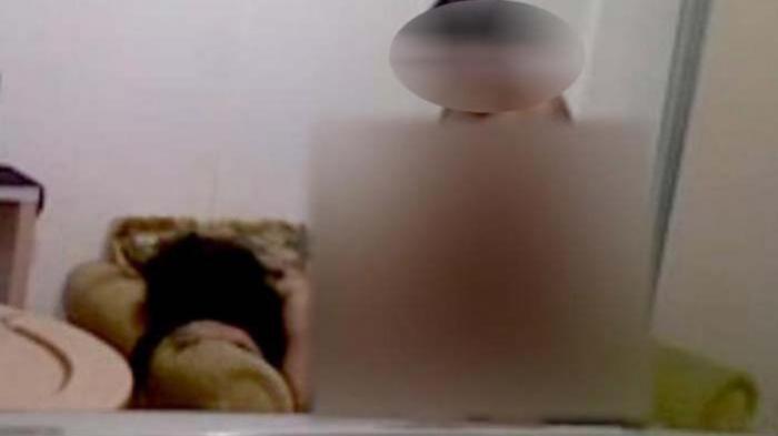 Video Mesum Anak Kecil dengan Wanita Dewasa Jadi Viral, DPR: Itu Perilaku Bejat!