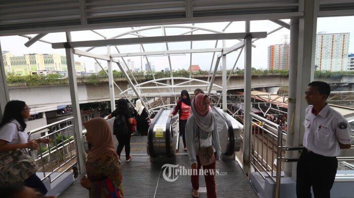 Penumpang Commuter Line yang Salah Turun Stasiun Tak Kena 