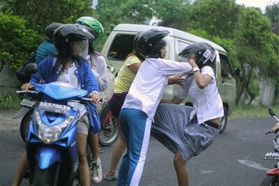 Moment Berantem Paling Emosional Dalam Hidup
