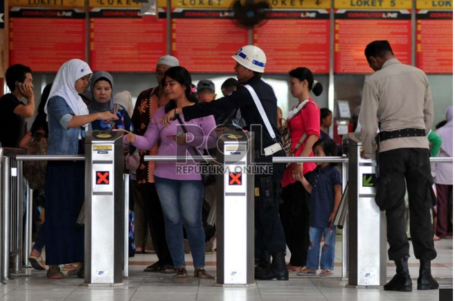Mulai Hari Ini, Sistem Penalti Tiket KRL tidak Berlaku Lagi
