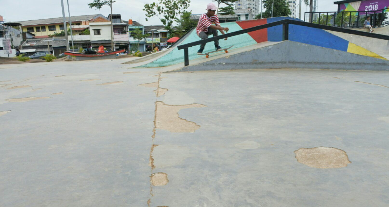 The perks of being skateboarder: kalijodo skatepark (Kondisi terbaru,MIRIS)