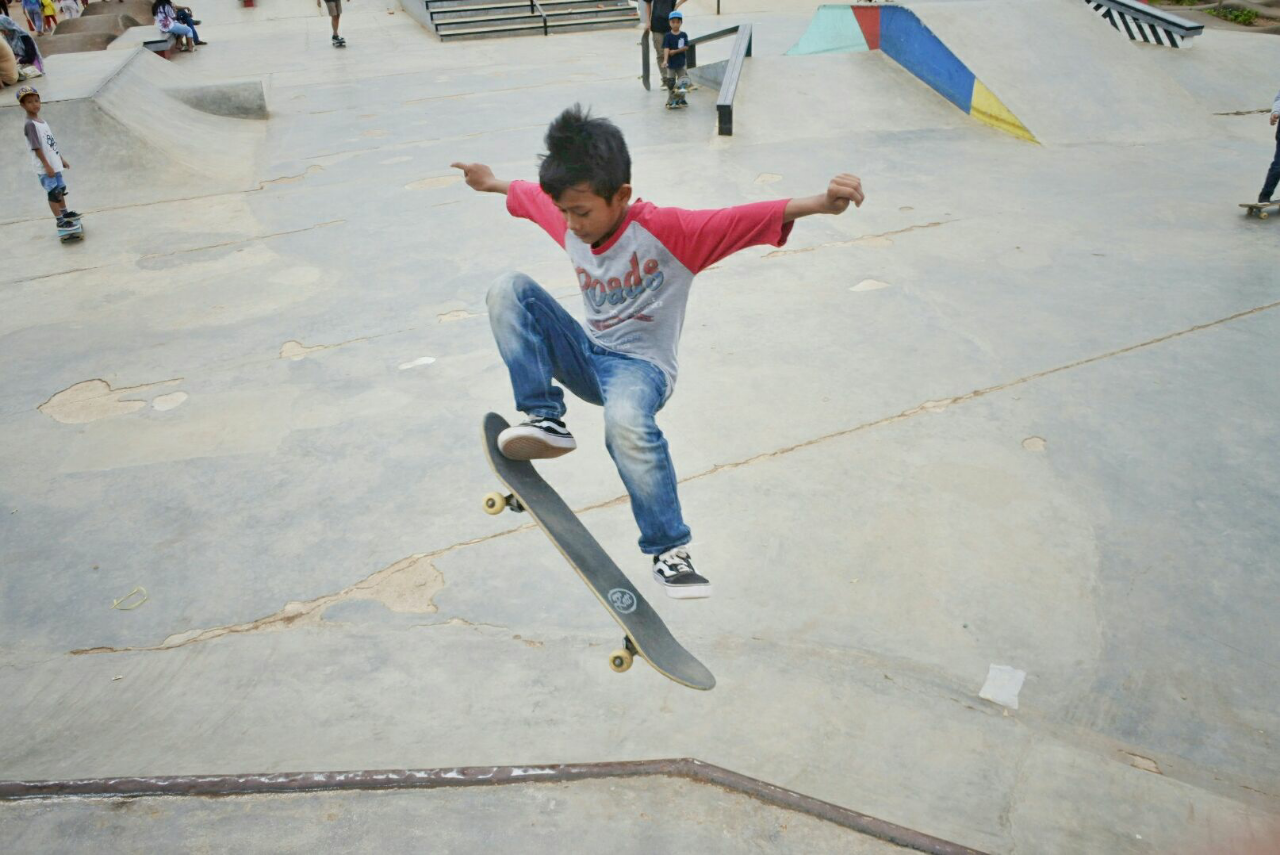 The perks of being skateboarder: kalijodo skatepark (Kondisi terbaru,MIRIS)