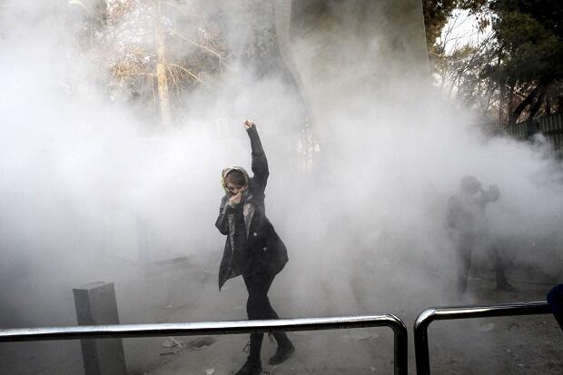 AS-Prancis Sepakat Demonstrasi Bukti Kegagalan Rezim Iran