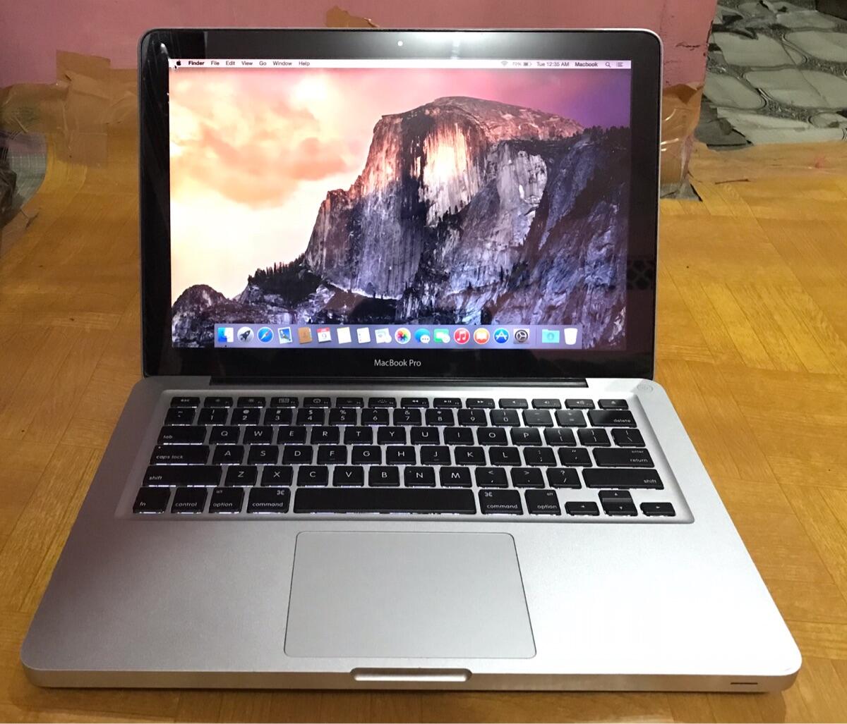 Macbook mid 2010