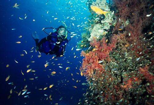 10 Wisata Alam Terkeran Yang Wajib Dikunjungi