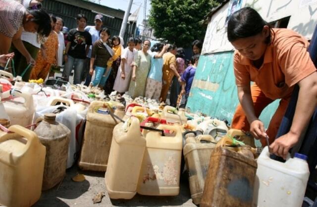 NOSTALGIA…. Saat Minyak Tanah Masih Menjadi Primadona