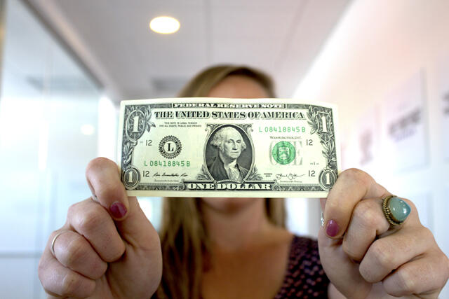 Keuangan Memburuk, CEO Ini Terima Gaji Cuma 1 Dollar