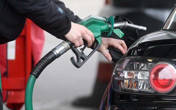Harga minyak naik ke level tertinggi di level $ 70 per barel