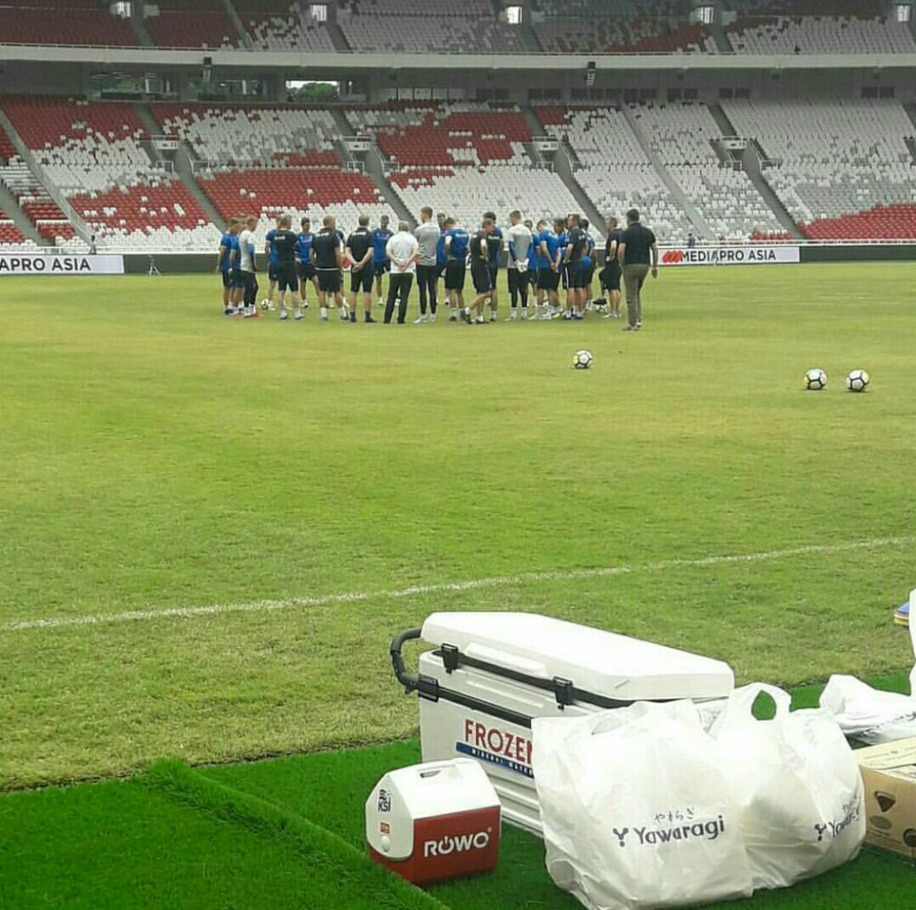 Wah, Pelatih Islandia Nilai Rumput Stadion Utama GBK Aneh . .