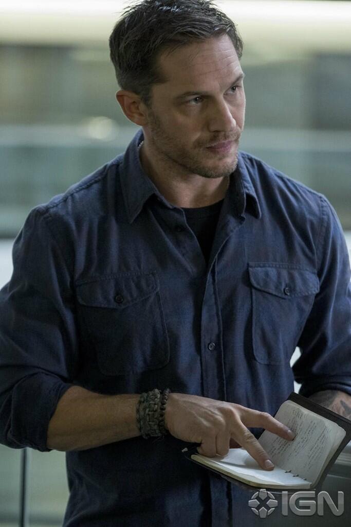 Inilah ‘First Look’ Tom Hardy Dalam Film Venom!