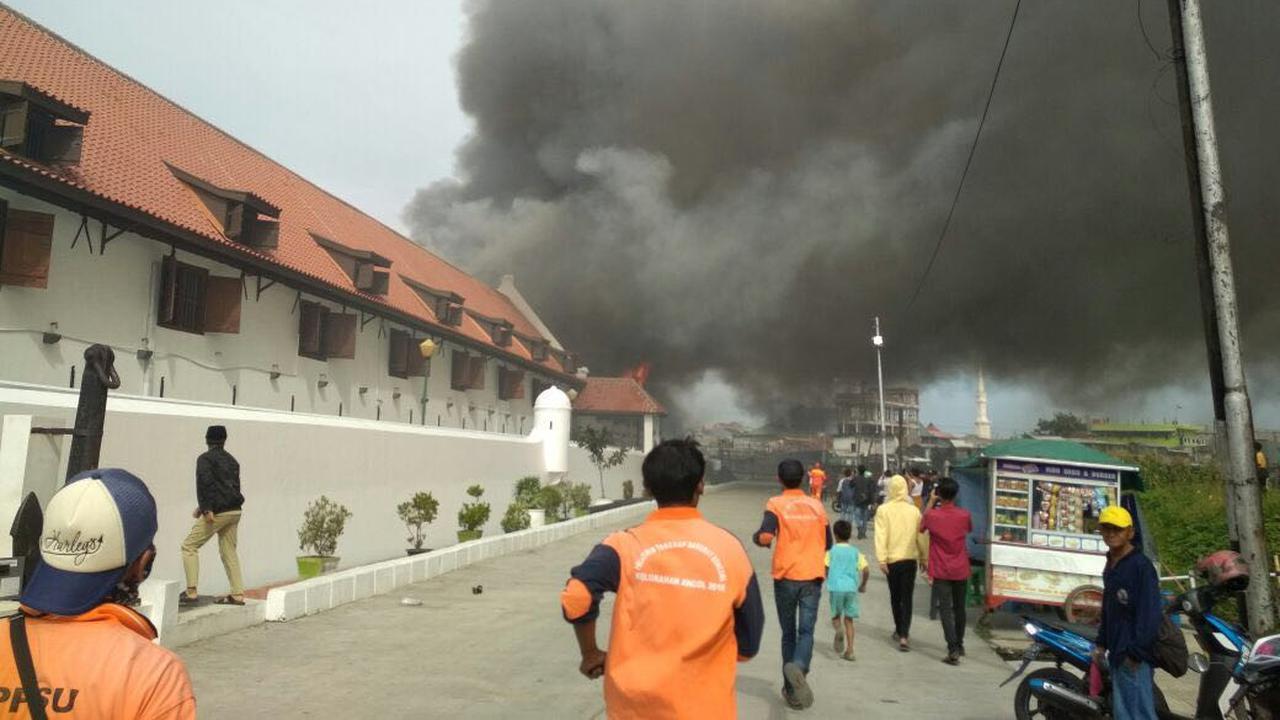 Museum Bahari Jakarta Utara Terbakar, 21 Unit Damkar Dikerahkan