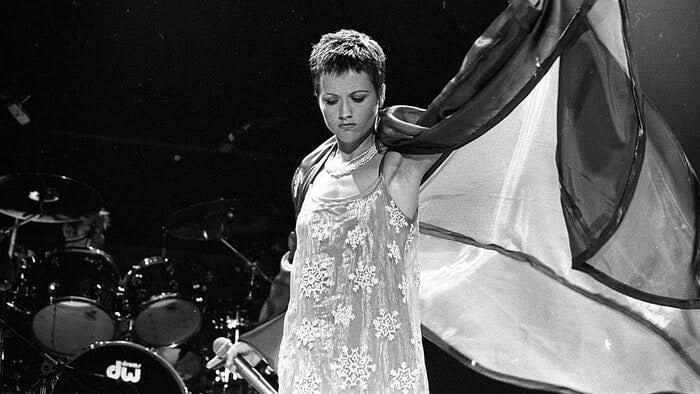 Ketika The Cranberries Sukses &quot;Mencerdaskan&quot; Telinga Generasi 90'an