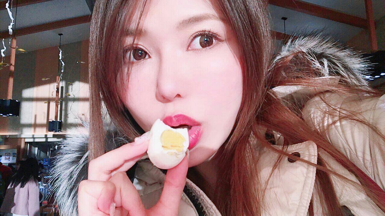 NO BB++ SAAT ARTIS AV ( ADULT VIDEO ) JEPANG MENCYDUK INDONESIA 😱😱