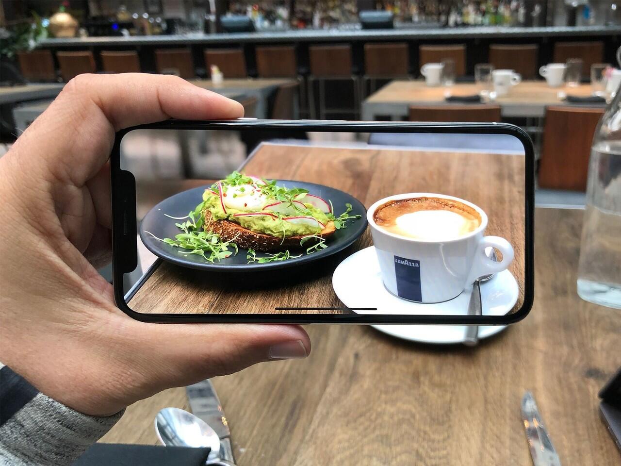 iPhone 8 atau iPhone X? Ketahui Bedanya Sebelum Beli Gan