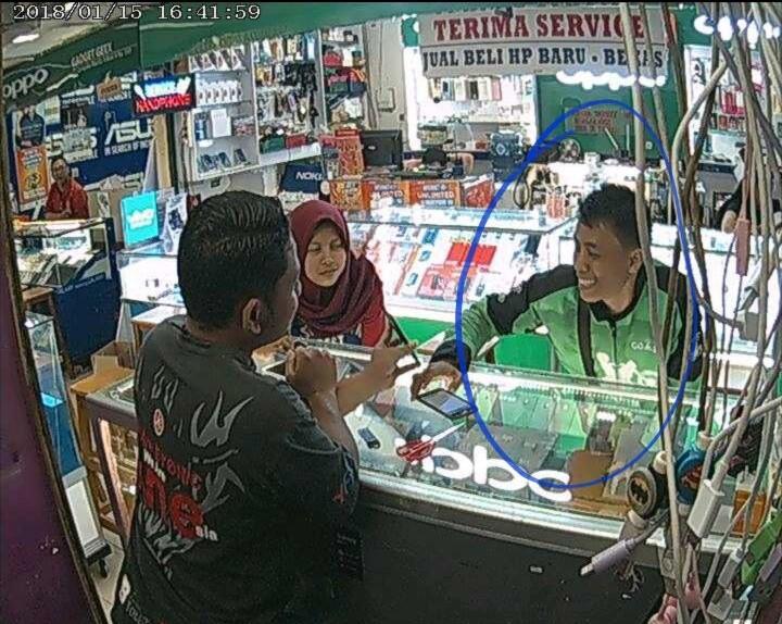 KECEWA BELI BARANG HANDPHONE DI BUKALAPAK VIA GOSEND