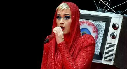 Populer di Industri Musik, Katy Perry Jalani Ritual Sesat?